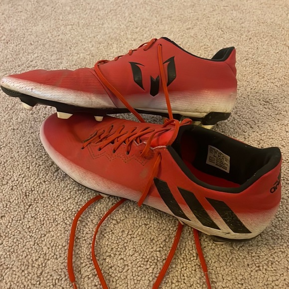 Adidas Lionel Messi soccer cleats - Picture 1 of 5